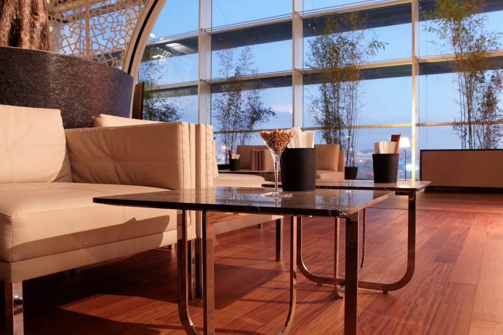 airport business class lounge